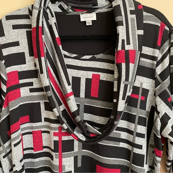 Avenue Women's 3/4 Sleeve Scoop Neck Top with Scarf Grey Black Red Size 18/20 - Picture 3 of 10